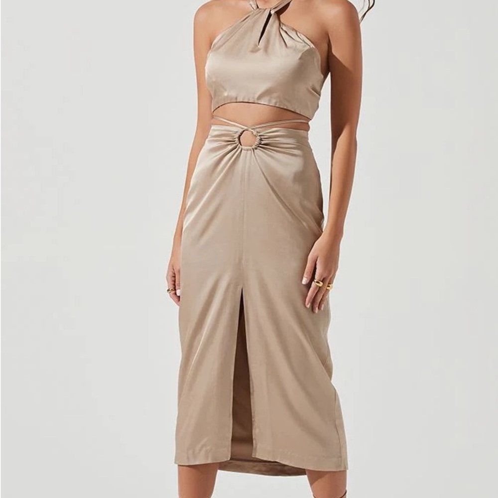 ASTR THE LABEL | ROBIN MIDI SKIRT | KHAKI - Picture 4 of 7